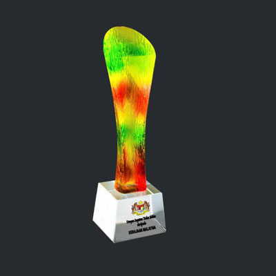 ELL 027 - Exclusive Crystal Trophy