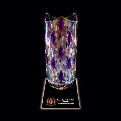 ICV 005 - Elegant Crystal Vase