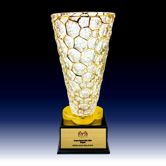 ICV 736 - Elegant Golden Crystal Vase