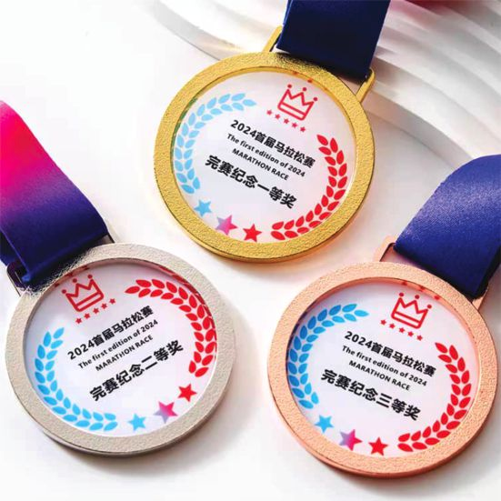 ICM 070 - Exclusive Crystal Medal