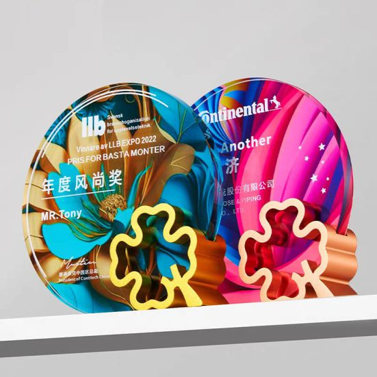 IMT 731 - Exclusive Metal Crystal Award