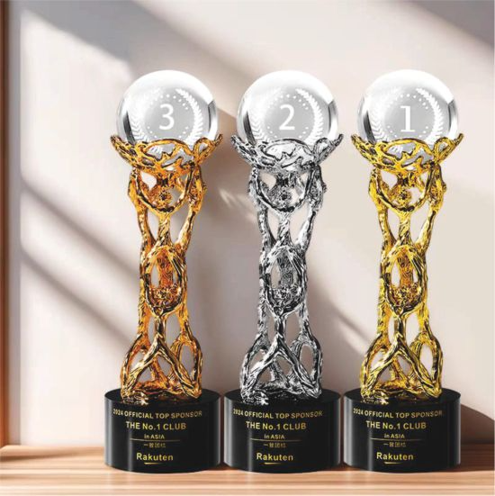 IMT 745 - Exclusive Metal Crystal Award