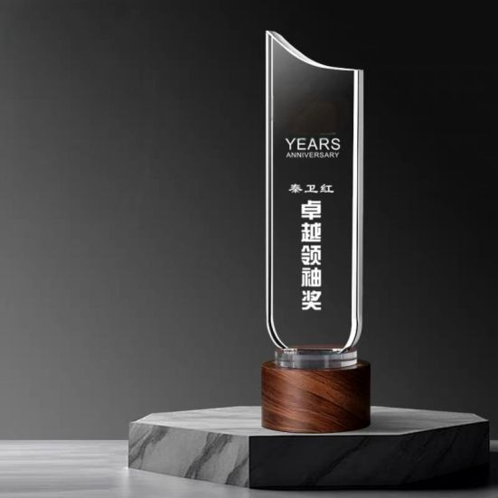 IVA 026 - Exclusive Crystal Plaque