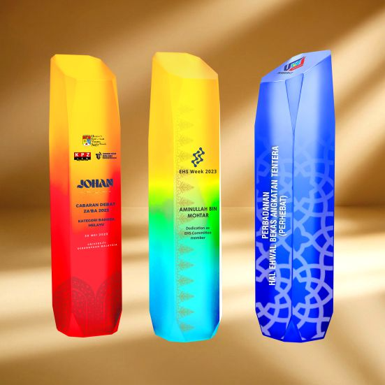 ICH 004 - Lumina Collection Crystal Trophy